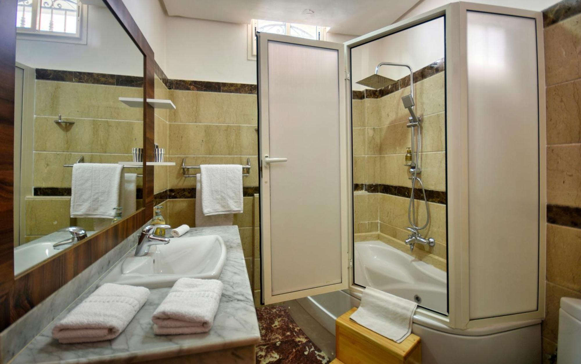 Blue Wave Lodge Agadir n'Ait Sa 客房 照片