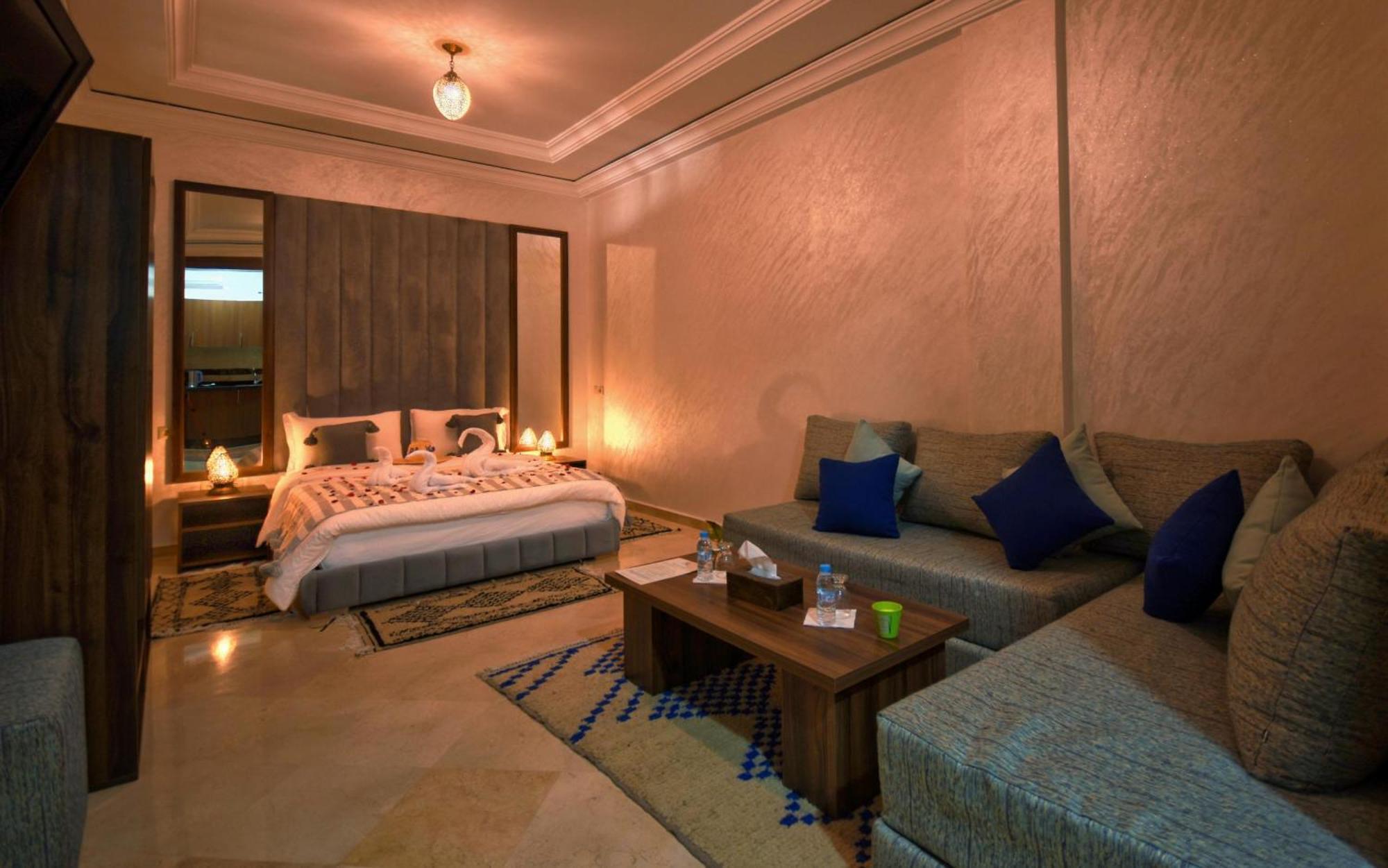 Blue Wave Lodge Agadir n'Ait Sa 客房 照片