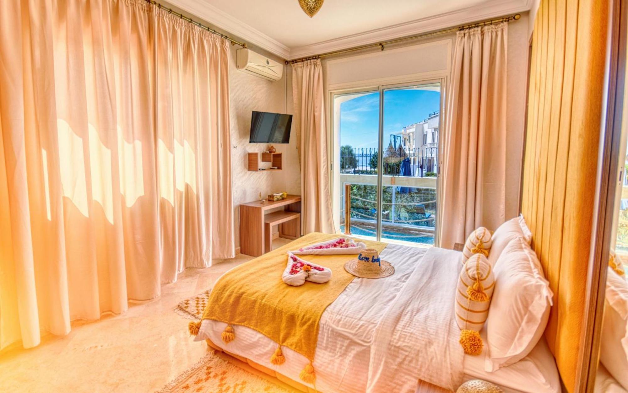 Blue Wave Lodge Agadir n'Ait Sa 客房 照片